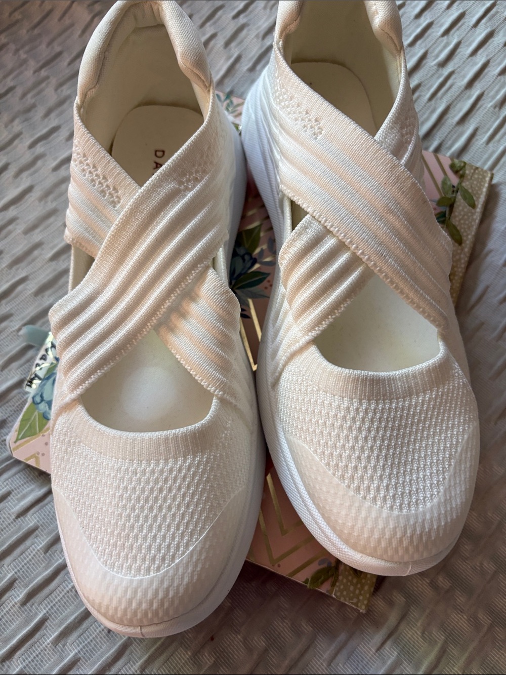 Danskin Women's  Slip-On Knit Sneakers with Cross-Strap  Sz 8.5 NWT